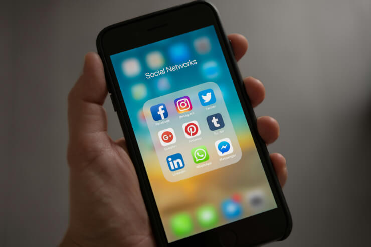 5 Ways to Use Social Media to Meet Business Demands